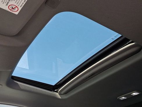 Used 2022 Chevrolet Silverado 2500 LTZ w/ LTZ Plus Package image 14