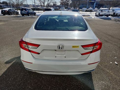 Used 2019 Honda Accord LX image 5