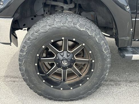 Used 2014 Ford F150 Lariat w/ Equipment Group 502A Luxury AWD/4WD image 10