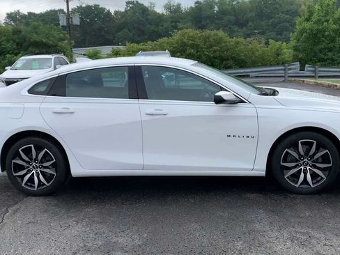 Used 2023 Chevrolet Malibu RS FWD image 9