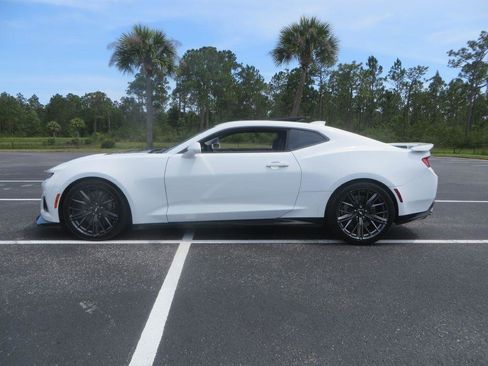 Used 2018 Chevrolet Camaro ZL1 RWD image 1