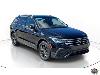Certified 2022 Volkswagen Tiguan SE w/ Panoramic Sunroof Package
