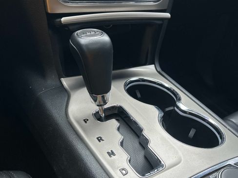 Used 2013 Jeep Grand Cherokee Altitude AWD/4WD image 25