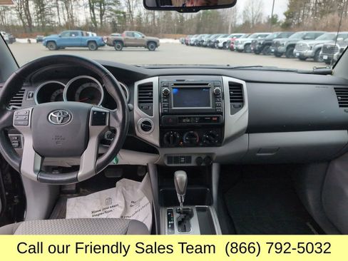 Used 2013 Toyota Tacoma 4x4 Access Cab w/ SR5 Pkg image 14