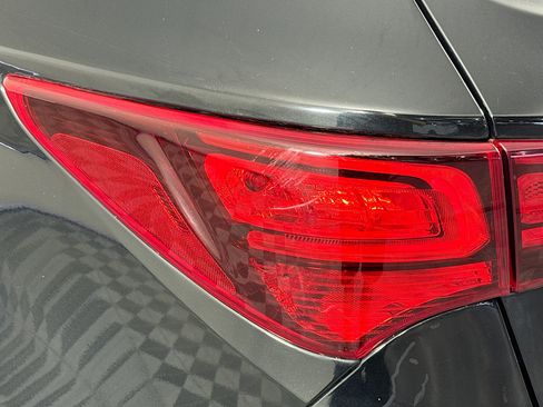Used 2018 Hyundai Santa Fe Sport AWD/4WD image 33
