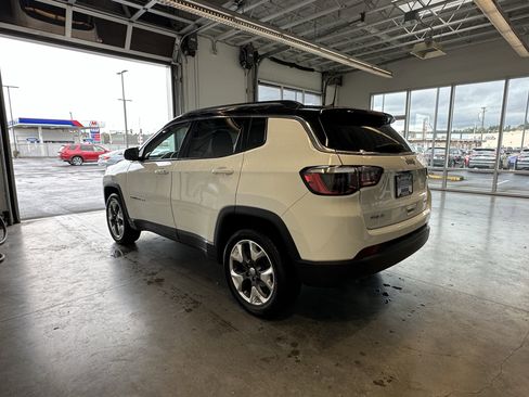 Used 2021 Jeep Compass Limited w/ Elite Interior Group image 5