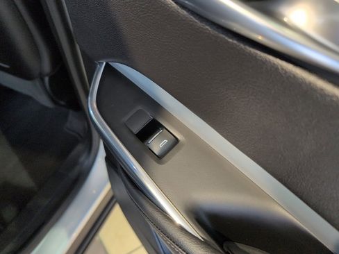 Used 2019 Cadillac XT4 Premium Luxury w/ Technology Package image 43