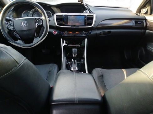 Used 2016 Honda Accord EX-L image 10