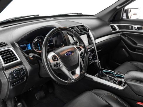 Used 2014 Ford Explorer Sport w/ Equipment Group 401A image 12