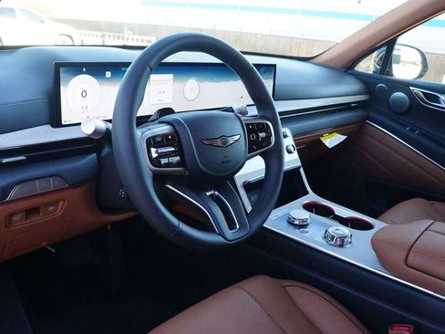 New 2026 Genesis GV80 2.5T Advanced image 17