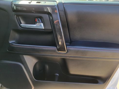 Used 2024 Toyota 4Runner TRD Off-Road image 12