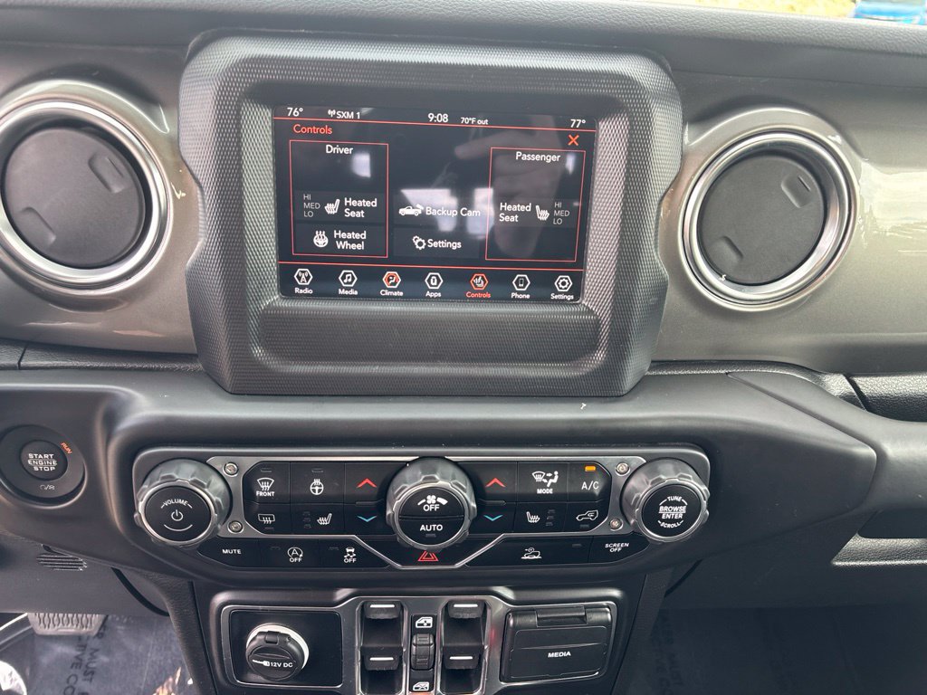 Used 2020 Jeep Gladiator Overland w/ Cold Weather Group AWD/4WD image 16