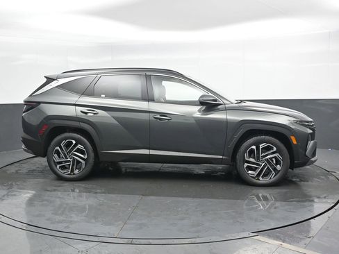 New 2026 Hyundai Tucson Limited AWD/4WD image 3