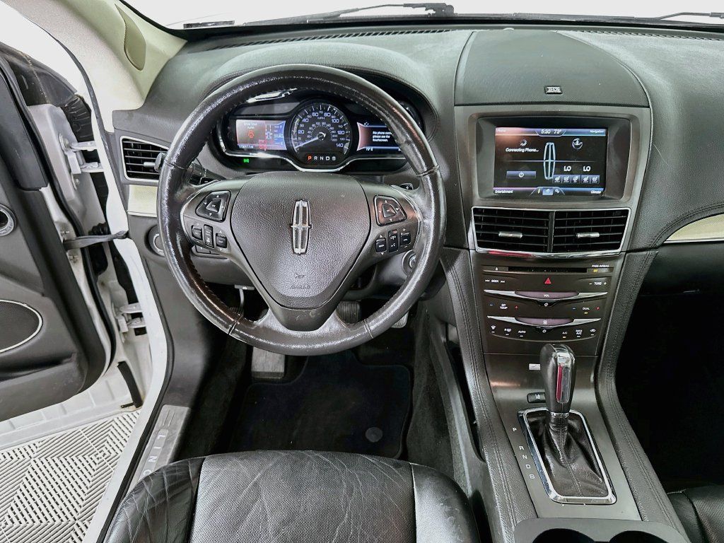 Used 2014 Lincoln MKT AWD w/ Equipment Group 201A image 19