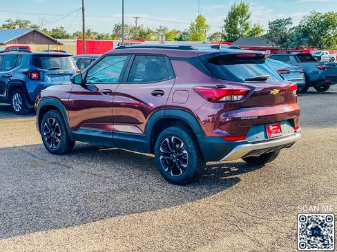Used 2022 Chevrolet TrailBlazer LT w/ Convenience Package image 5