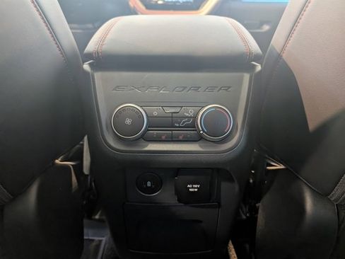 Used 2025 Ford Explorer ST image 18