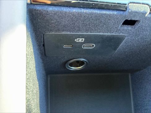 New 2026 Volvo XC90 B5 Plus w/ Protection Package image 23