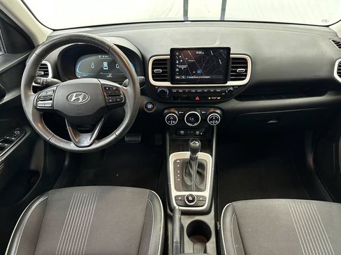 Used 2023 Hyundai Venue Limited w/ Cargo Package FWD image 21