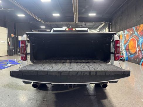 Used 2019 RAM 1500 Big Horn AWD/4WD image 5