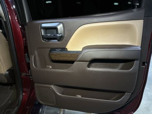 Used 2017 GMC Sierra 2500 Denali w/ Duramax Plus Package image 40