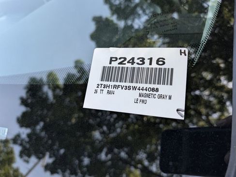 Used 2025 Toyota RAV4 LE FWD image 34
