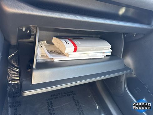 Used 2024 Toyota RAV4 LE image 29