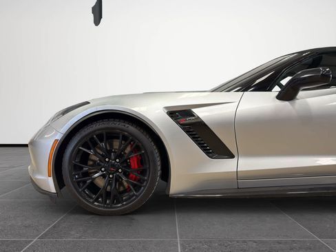 Used 2019 Chevrolet Corvette Z06 image 2