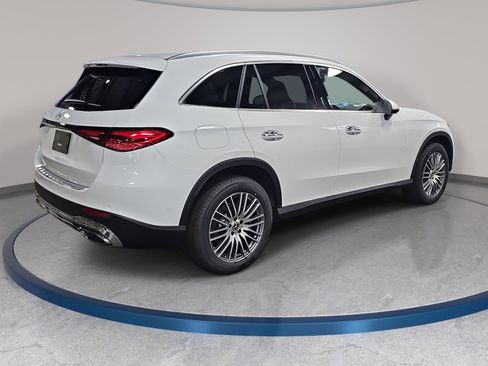 New 2026 Mercedes-Benz GLC 300 image 5