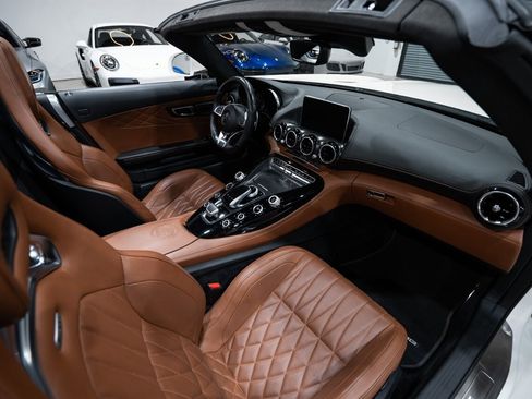 Used 2018 Mercedes-Benz AMG GT C image 31