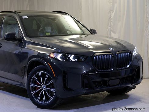 New 2026 BMW X5 xDrive50e w/ M Sport Package image 2