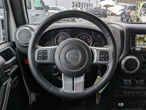 Certified 2016 Jeep Wrangler Unlimited Rubicon image 14