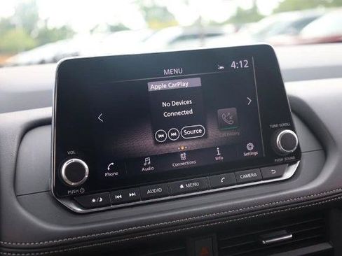 Certified 2025 Nissan Rogue SV AWD/4WD image 11