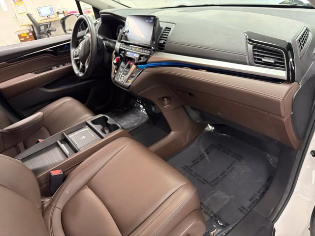 Used 2025 Honda Odyssey Touring image 10