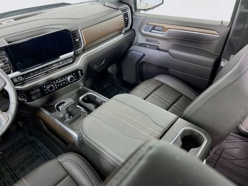Certified 2025 Chevrolet Silverado 1500 High Country w/ Midnight Edition image 24