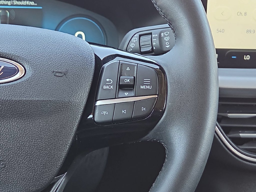 Certified 2023 Ford Escape Platinum w/ Premium Technology Package AWD/4WD image 19