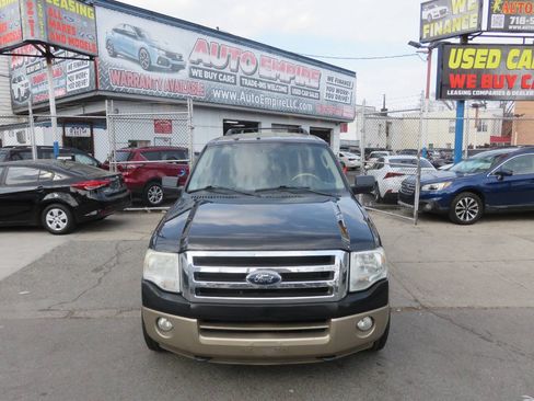 Used 2014 Ford Expedition EL XLT w/ Equipment Group 202A AWD/4WD image 6