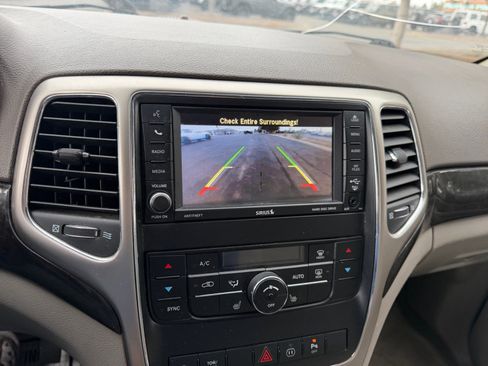 Used 2012 Jeep Grand Cherokee Laredo image 29