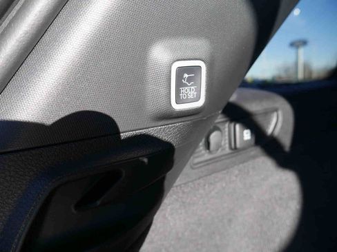 New 2025 Jeep Grand Cherokee Overland w/ Adv Protech Group III image 10