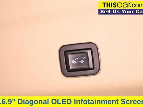 Used 2023 Cadillac Escalade Premium Luxury image 33