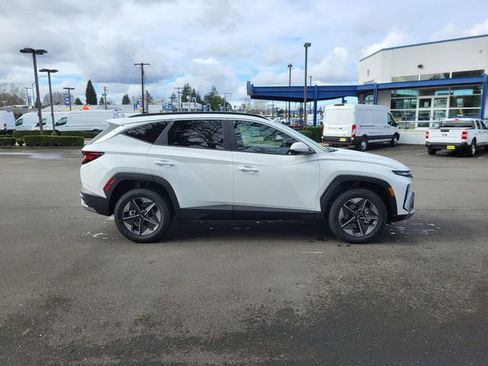 New 2026 Hyundai Tucson SEL image 8