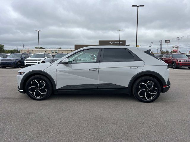 Used 2024 Hyundai Ioniq 5 SEL AWD/4WD image 2