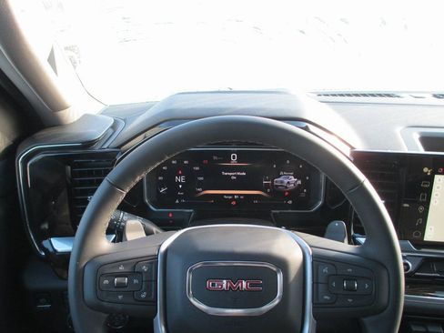New 2026 GMC Sierra 1500 Elevation AWD/4WD image 19