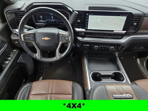 Used 2024 Chevrolet Silverado 2500 High Country w/ Z71 Off-Road Package image 5