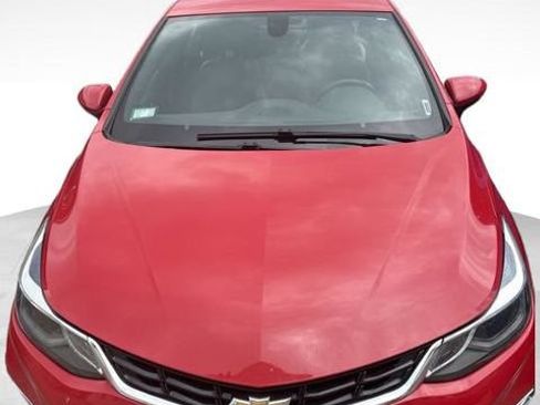Used 2016 Chevrolet Cruze Premier FWD image 2