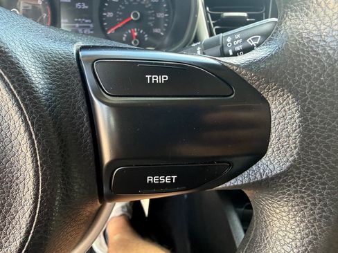 Used 2021 Kia Rio LX FWD image 9