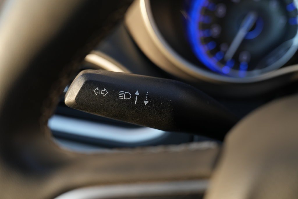 Used 2023 Chrysler Pacifica Touring-L FWD image 40