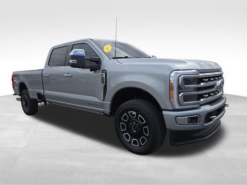 Used 2023 Ford F350 Platinum AWD/4WD image 1