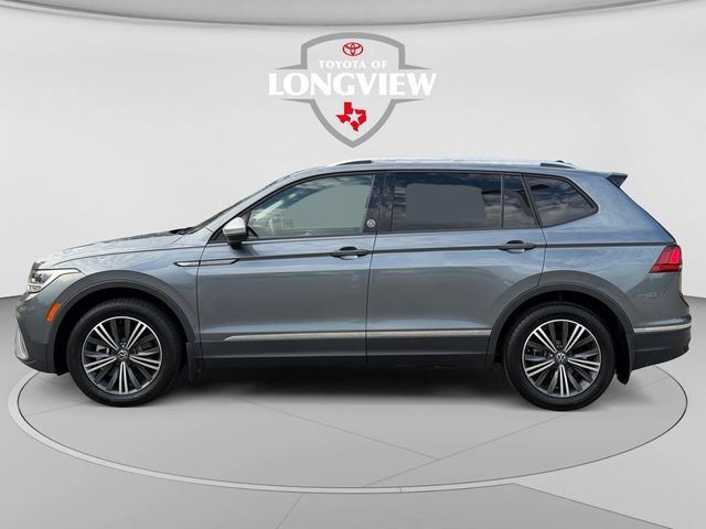 Used 2024 Volkswagen Tiguan Wolfsburg Edition w/ Panoramic Sunroof Package FWD image 2