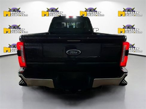 Used 2024 Ford F250 Lariat w/ Lariat Ultimate Package image 5