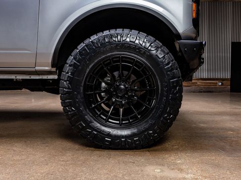 Used 2024 Ford Bronco Wildtrak image 12